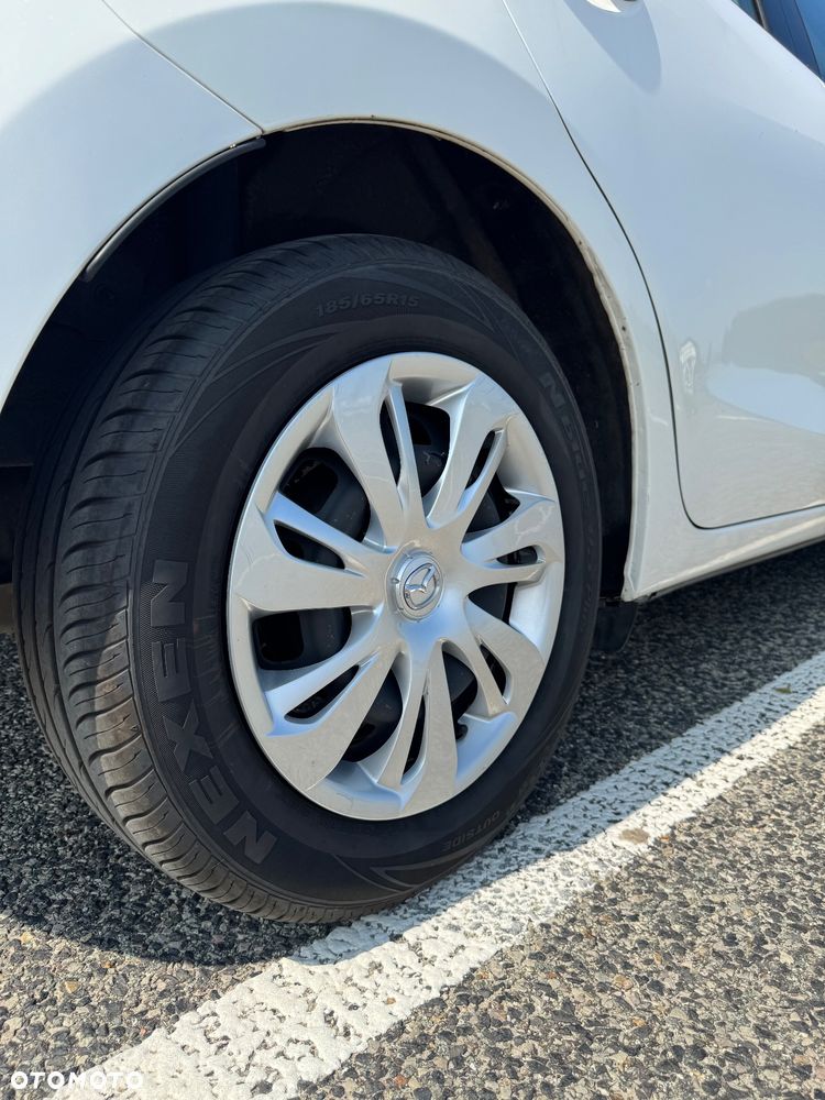 Mazda 2 - 6