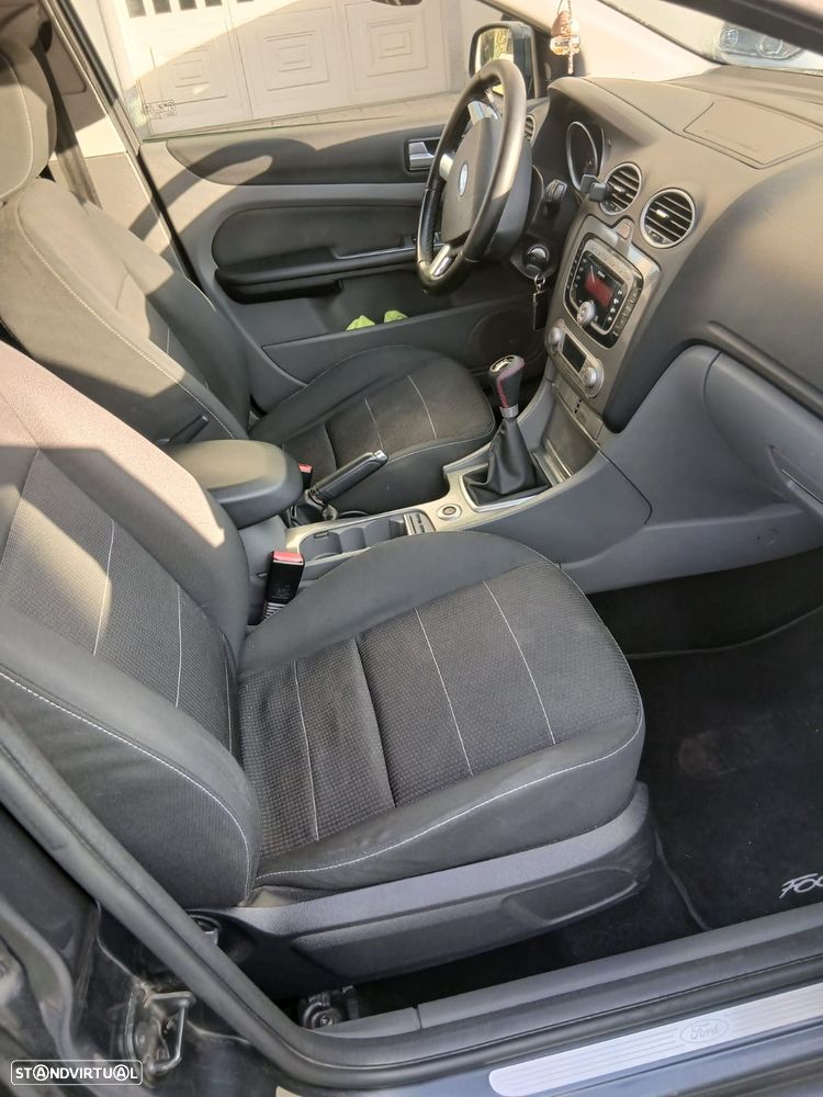 Ford Focus SW 1.6 TDCi Titanium - 8