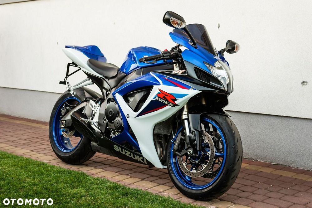 Suzuki GSX-R - 4
