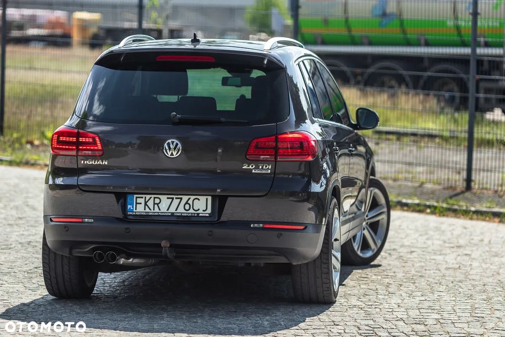 Volkswagen Tiguan 2.0 TDI SCR BlueMotion Technology Lounge Sport & Style - 10