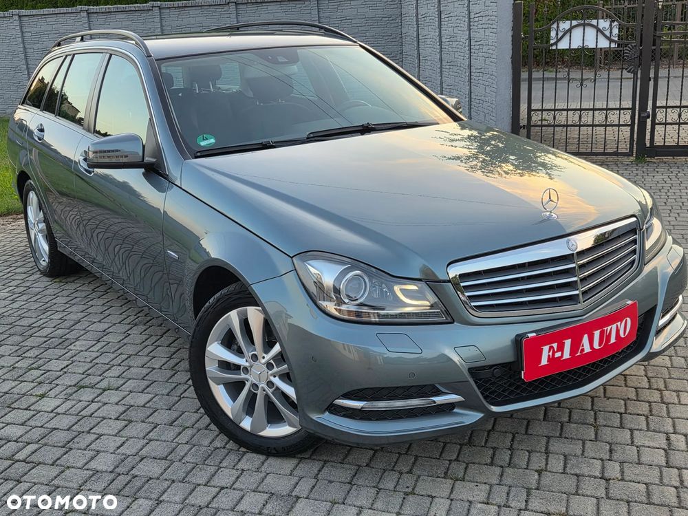 Mercedes-Benz Klasa C 180 BlueEFFICIENCY 7G-TRONIC Elegance - 19