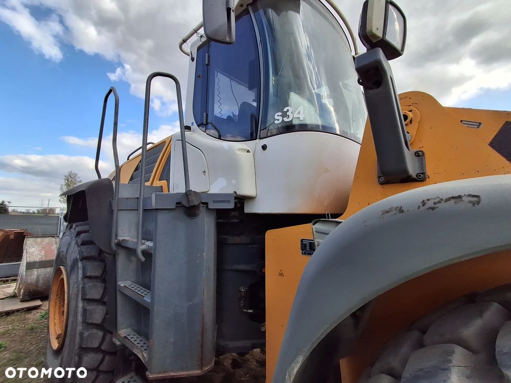 Liebherr L576 - 4