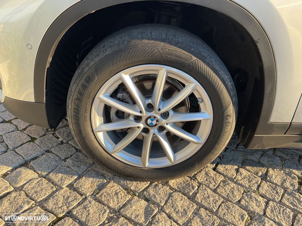 BMW X1 16 d sDrive Corporate Edition Auto - 14