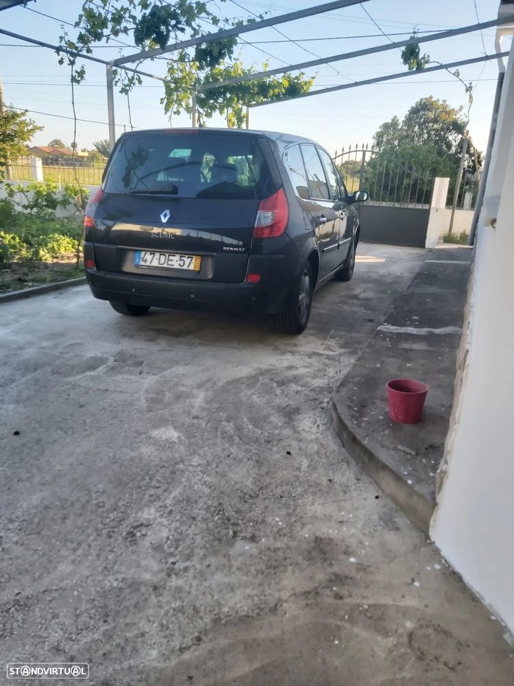 Renault Grand Scénic 1.5 dCi Luxe 7L. - 1