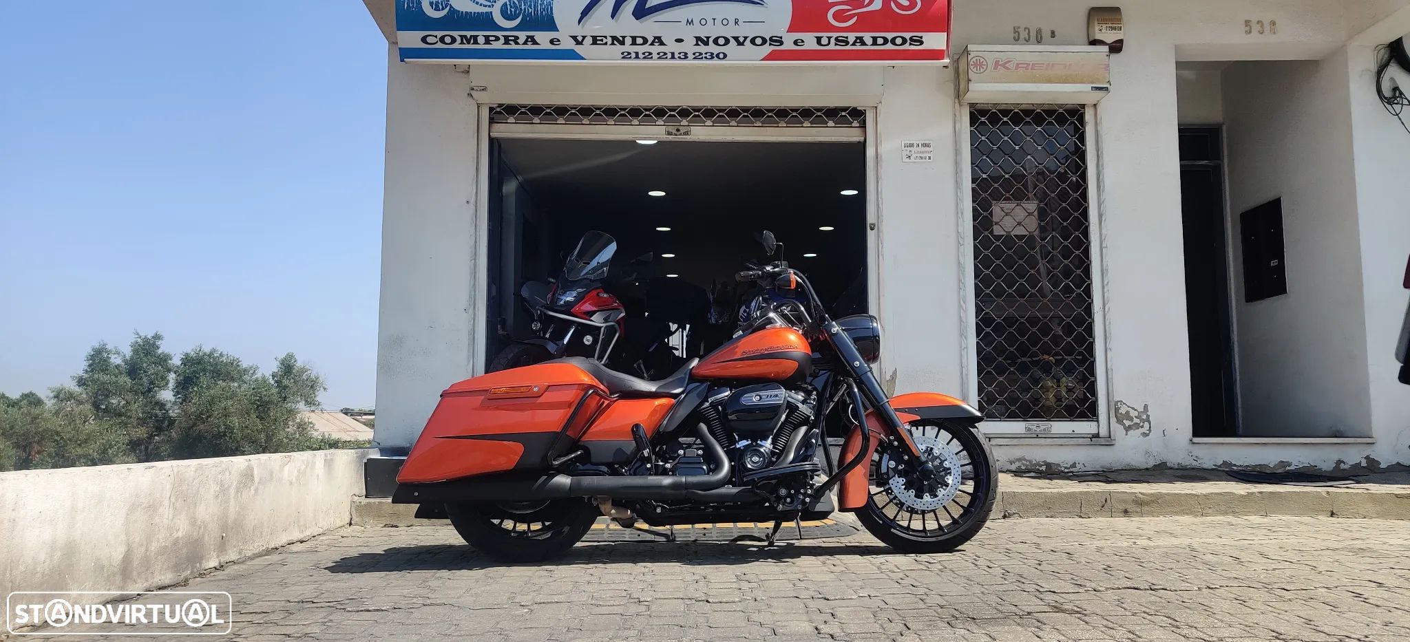 Harley-Davidson Road King - 1