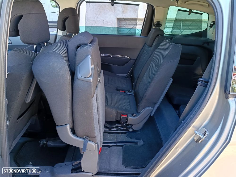 Peugeot 5008 1.6 HDi 7L Allure - 8