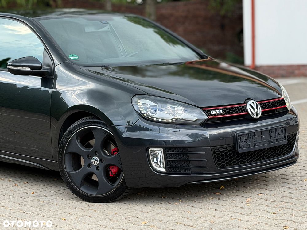 Volkswagen Golf 2.0 GTI - 12