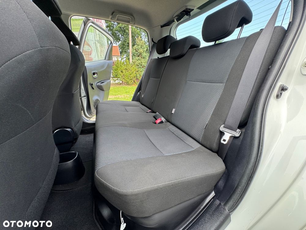 Toyota Yaris - 38