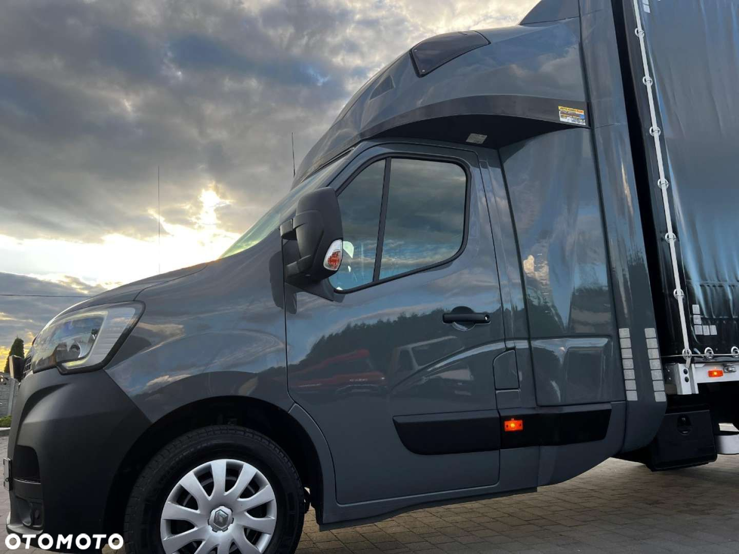 Renault Master 10 europalet - 10