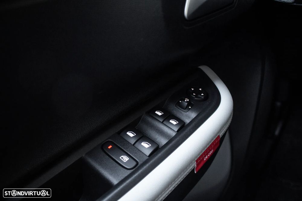 Citroën C3 Pure Tech 100 MAX - 18
