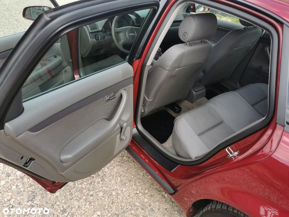 Audi A4 Limousine 2 - 30