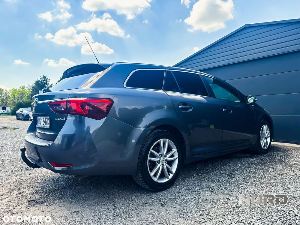 Toyota Avensis 1.6 D-4D Prestige - 10