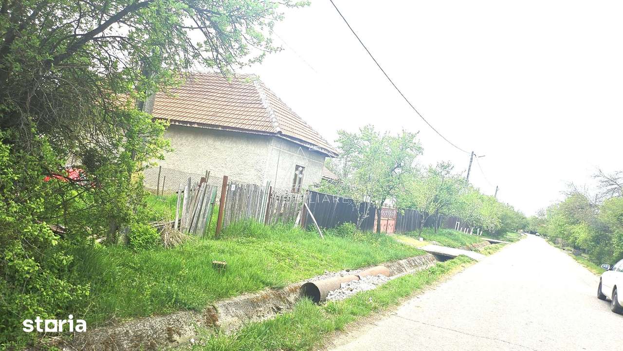 Casă de vânzare în Budieni - Imagine principală: 2/5