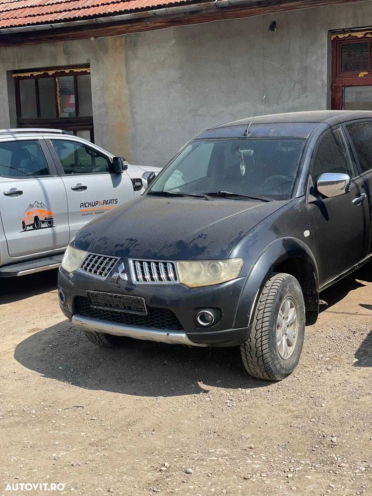 Dezmembrez Mitsubishi L200 2.5 diesel 2010-2014 - 3