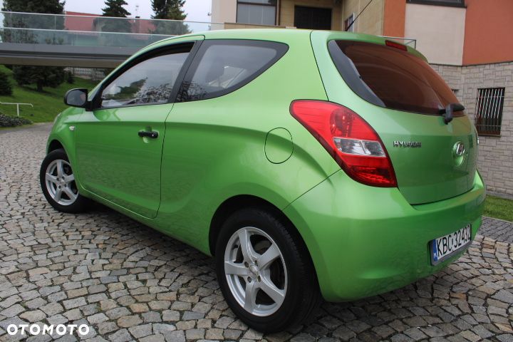 Hyundai i20 - 2