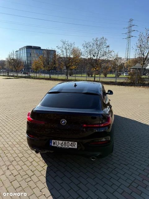 BMW X4 xDrive20i Advantage sport - 3