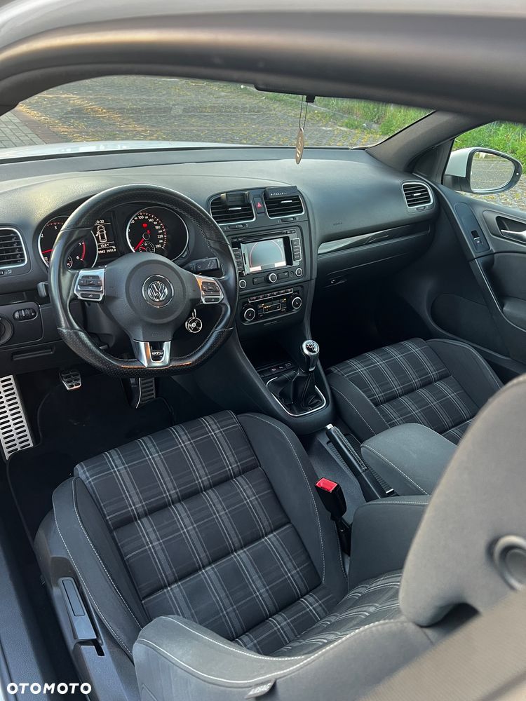 Volkswagen Golf - 9