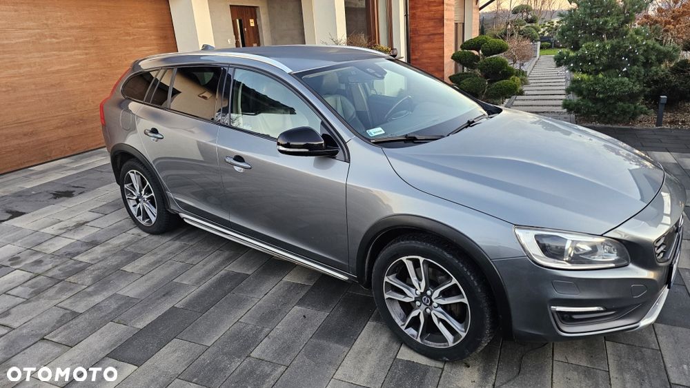 Volvo V60 D4 AWD Drive-E Summum - 9