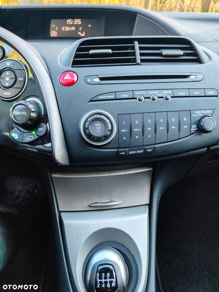 Honda Civic 1.4i Extra Edition - 15