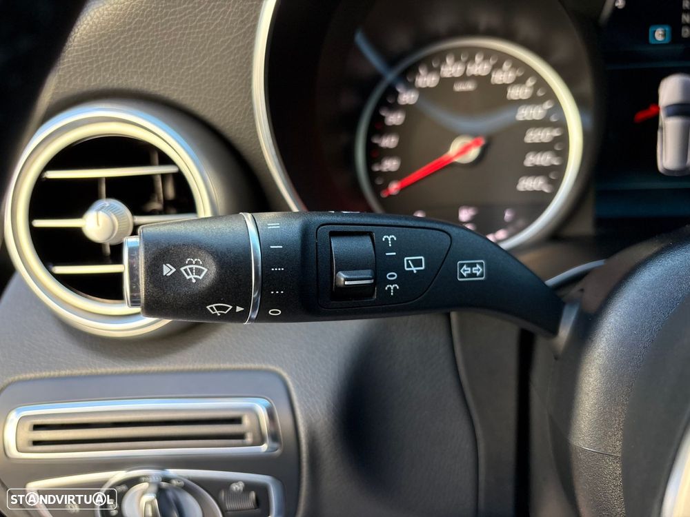 Mercedes-Benz C 220 d AMG Line - 15