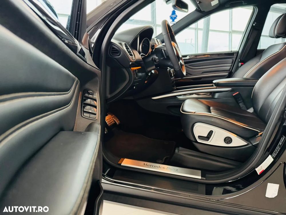 Mercedes-Benz ML - 28