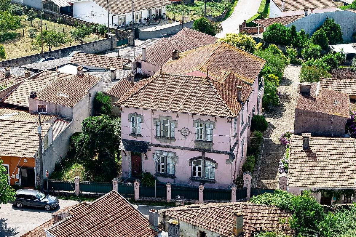 Moradia T4 para venda - Grande imagem: 2/48