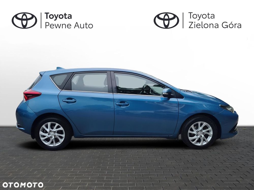 Toyota Auris - 6