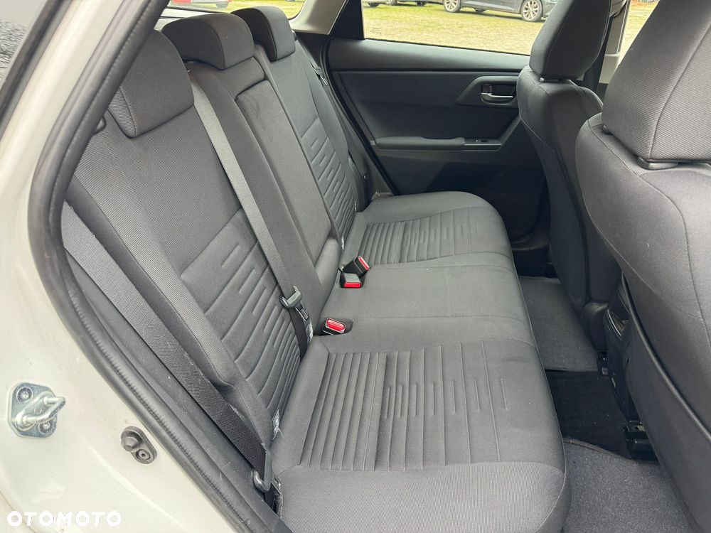 Toyota Auris - 6