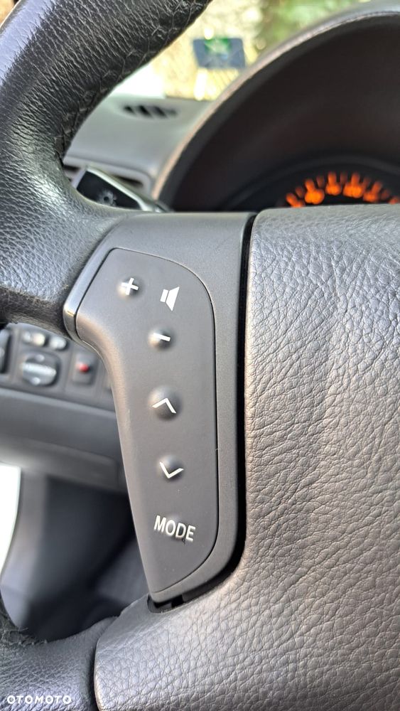 Toyota Avensis 2.4 VVT-i Prestige - 21