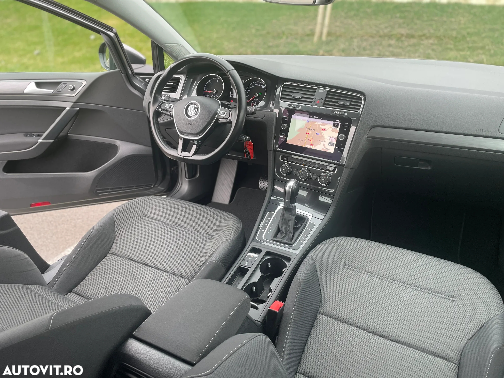 Volkswagen Golf 1.6 TDI (BlueMotion Technology) DSG Comfortline - 5