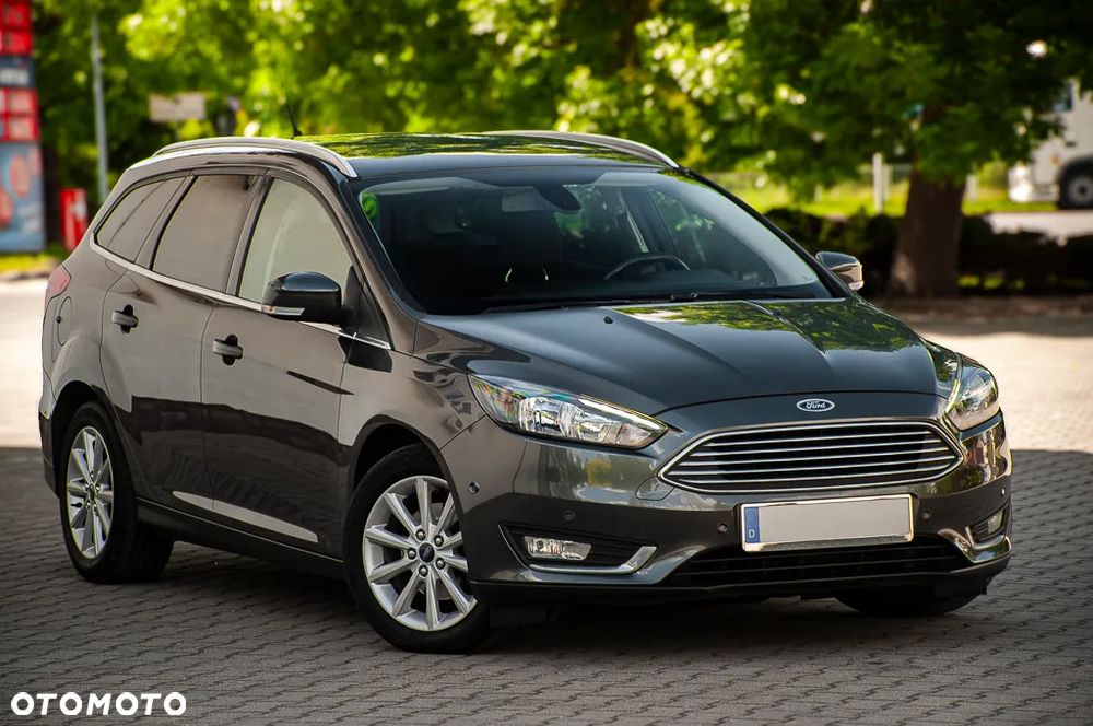 Ford Focus 1.0 EcoBoost STart-Stopp-System TITANIUM - 14