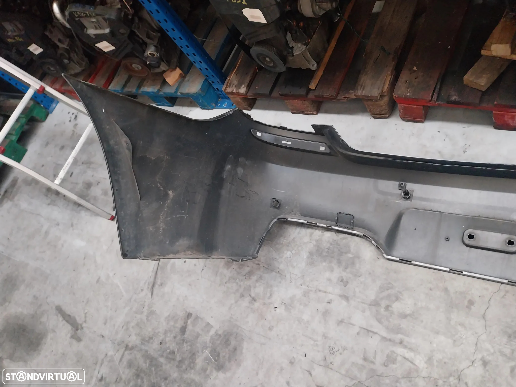 Para-choques traseiro BMW serie 6 F12 Ref: 51128050374 - 9