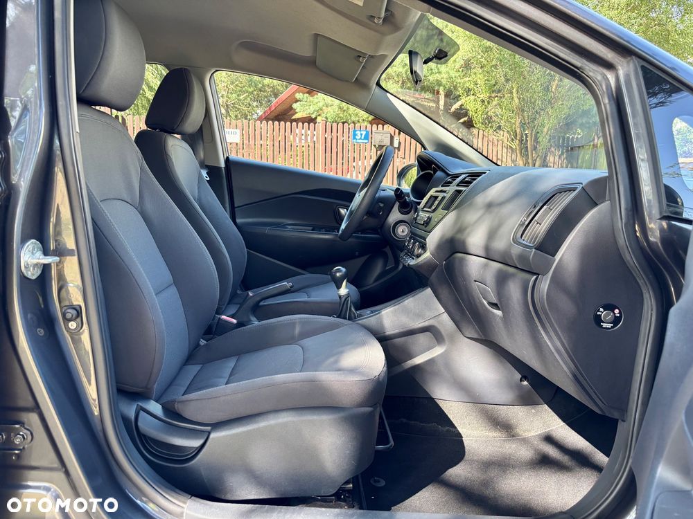 Kia Rio 1.2 Dream-Team Edition - 36