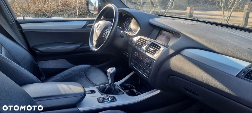 BMW X3 sDrive18d - 8