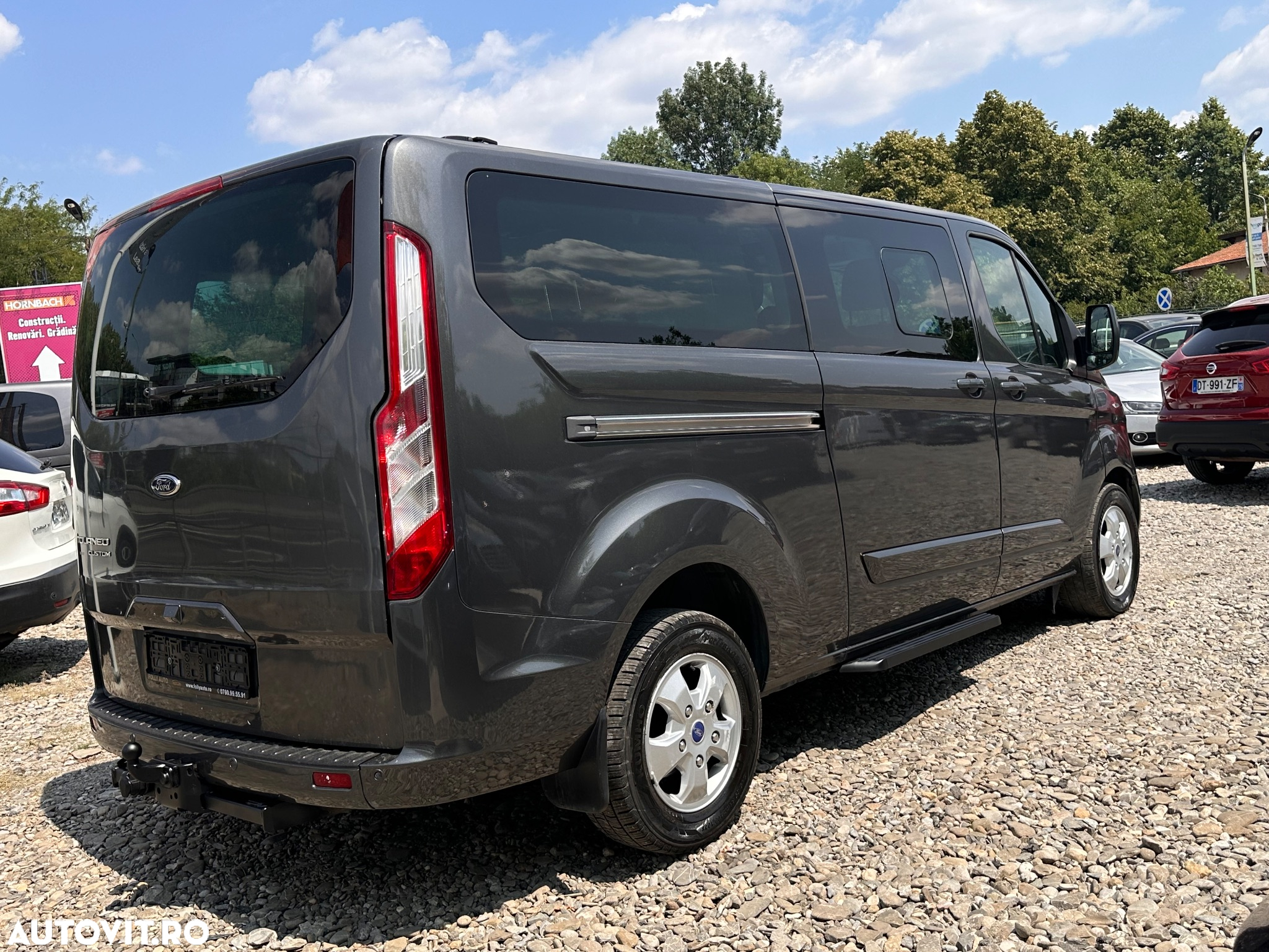 Ford Tourneo Custom 300 L2H1 VA Titanium - 34