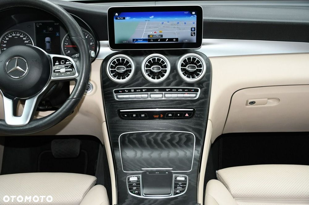 Mercedes-Benz GLC 200 d Business Edition - 25