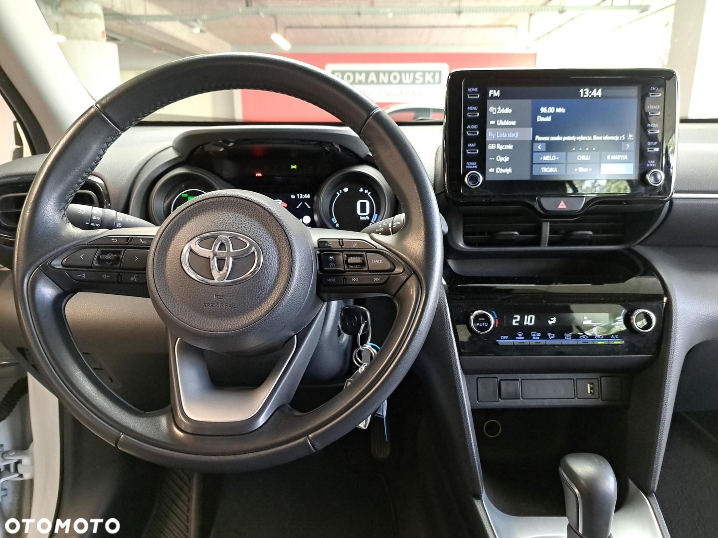 Toyota Yaris Cross - 18