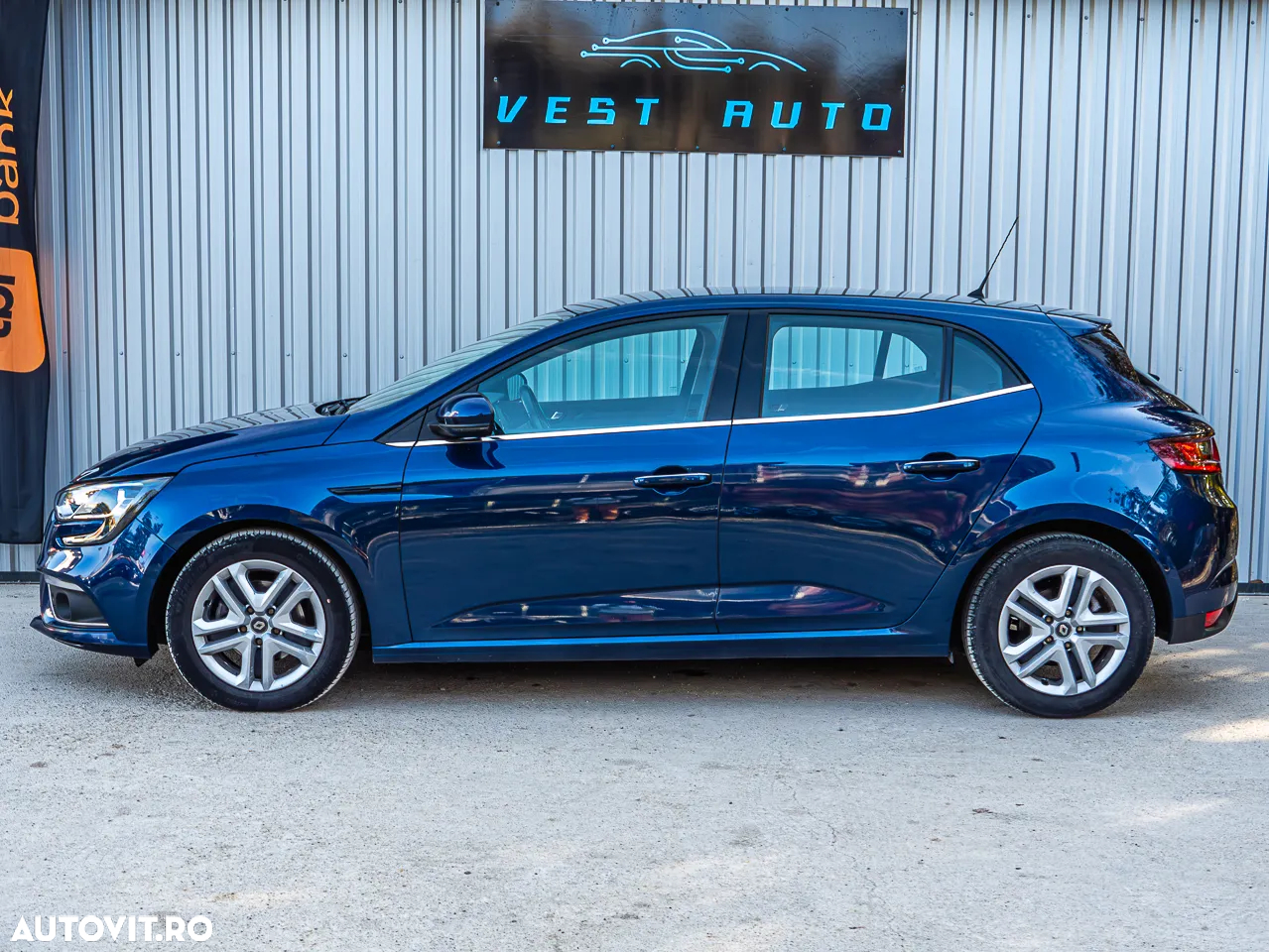 Renault Megane BLUE dCi 115 BUSINESS EDITION - 10