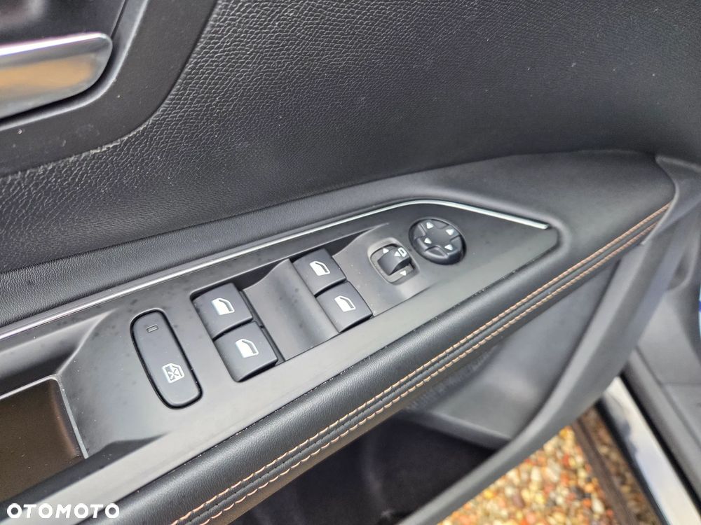 Peugeot 5008 1.5 BlueHDi GT S&S EAT8 - 28