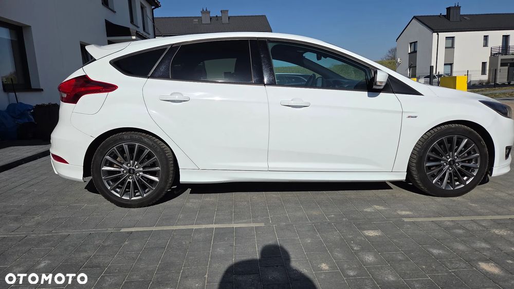 Ford Focus - 4
