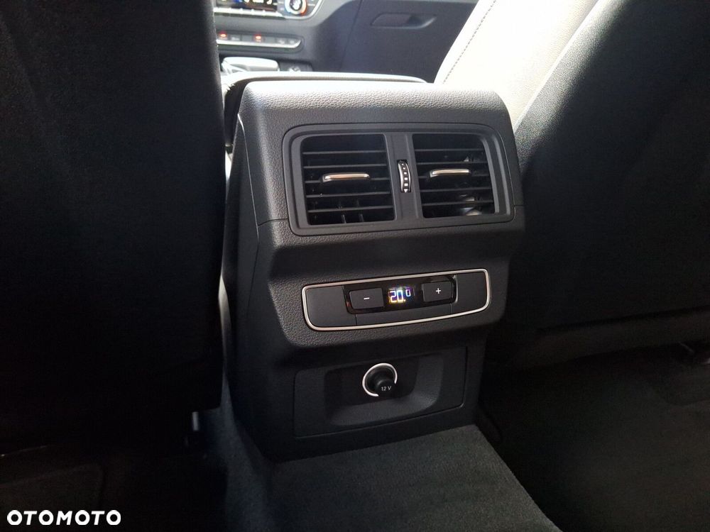 Audi Q5 35 TDI mHEV S Line S tronic - 26