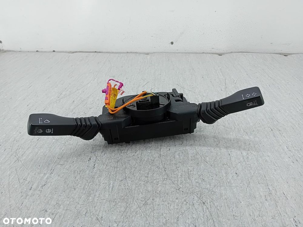 PRZEŁĄCZNIK ZESPOLONY OPEL ZAFIRA B 13245737TJ 204242 1.9 CDTI - 4