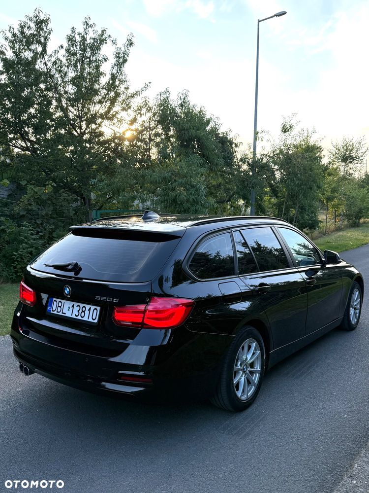 BMW Seria 3 320d Advantage sport - 3