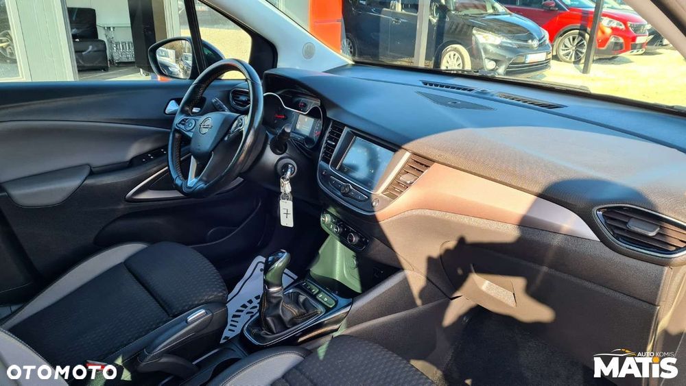 Opel Crossland X - 8