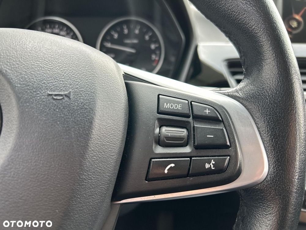 BMW X1 sDrive18i - 15