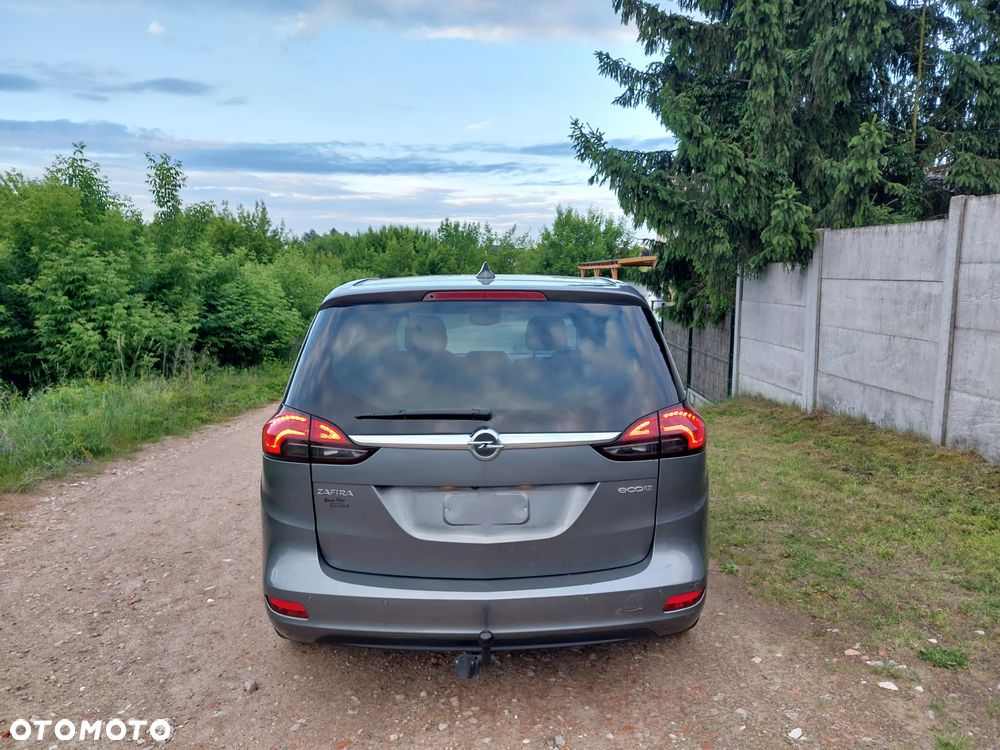 Opel Zafira - 22