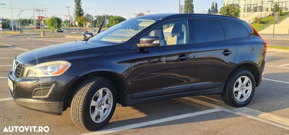 Volvo XC 60 2.4D AWD Momentum - 8