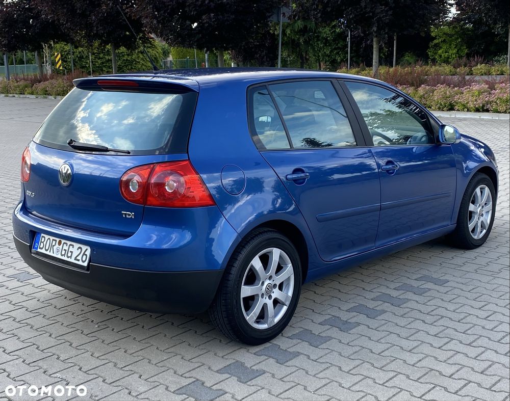 Volkswagen Golf - 3