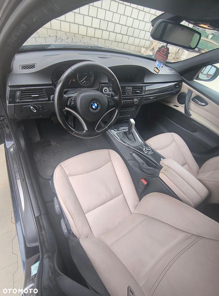 BMW Seria 3 320d DPF - 38