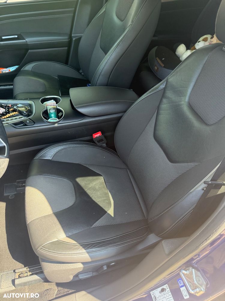 Ford Mondeo 2.0 TDCI PowerShift Titanium - 13